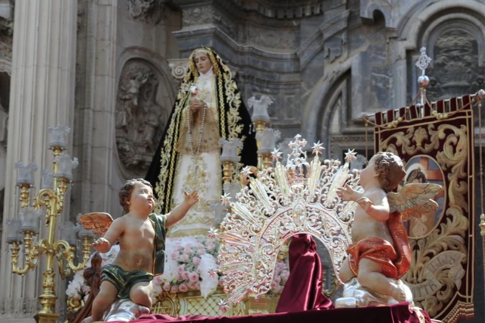 Coronación de la Virgen de la Soledad en la plaza Belluga