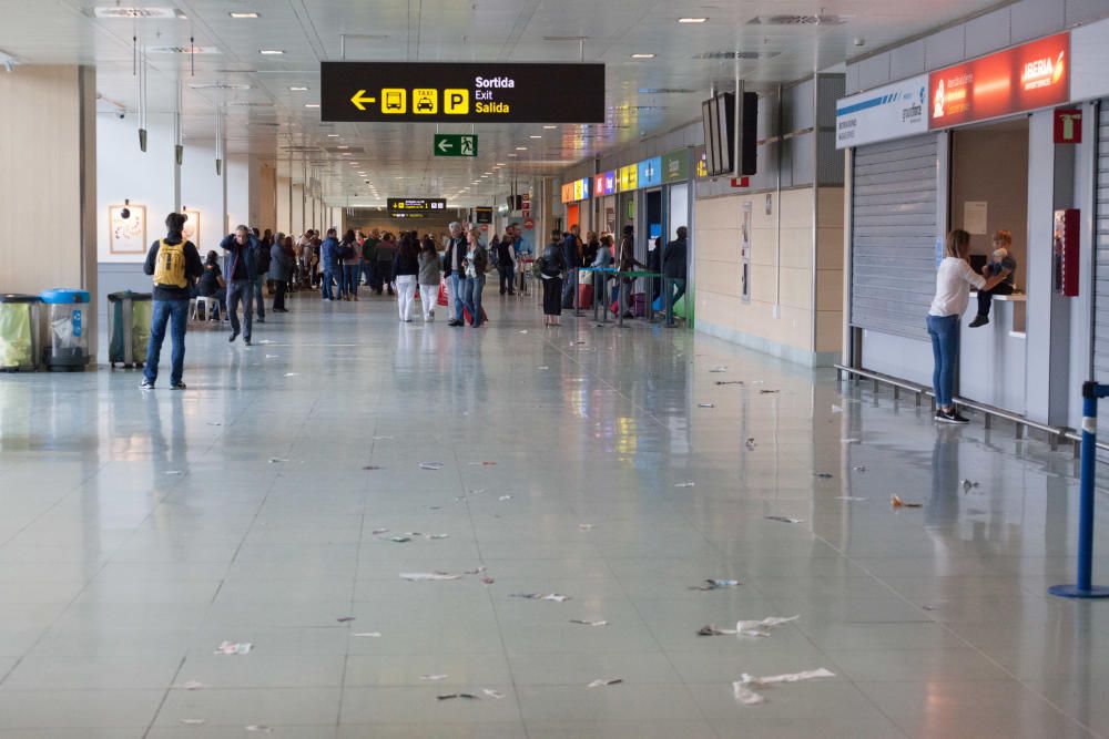 Huelga del servicio de limpieza en el aeropuerto