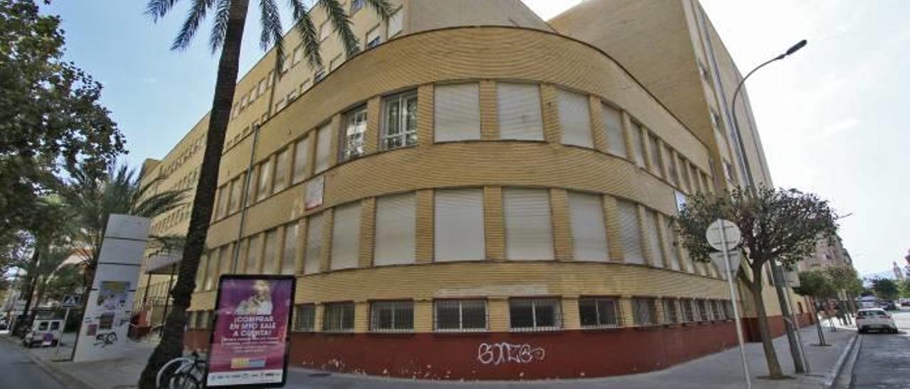 El Consell destina 350.000 euros en 2017 para el derribo del viejo hospital