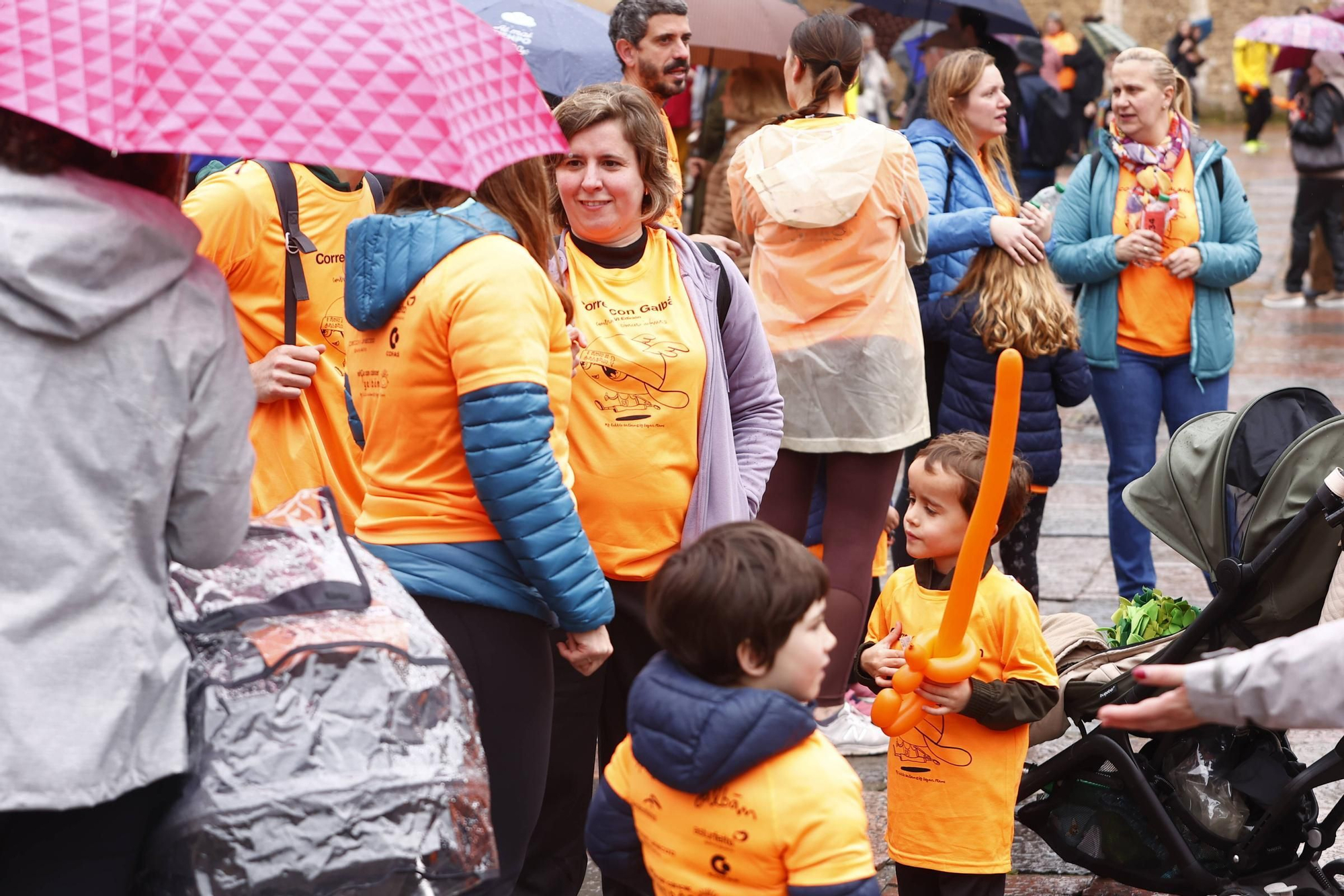 EN IMÁGENES: Así fue la carrera organizada por la asociación Galbán en Oviedo