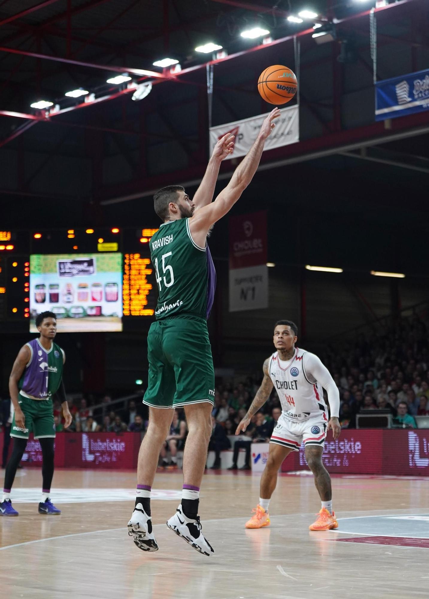 El Cholet - Unicaja de la Round of 16 de la BCL, en fotos