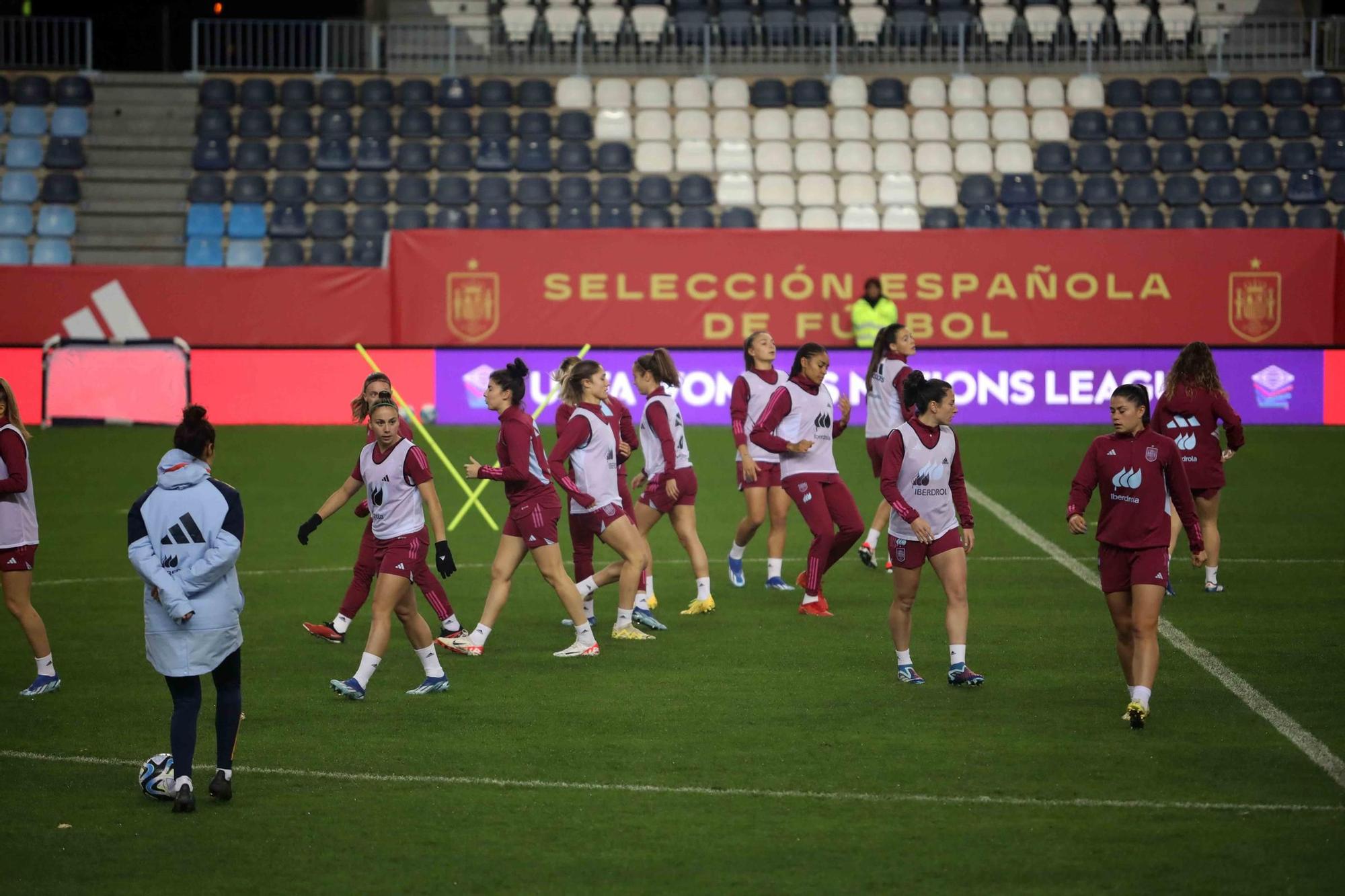 Rueda de prensa y entrenamiento de la Selección Española Femenina en Málaga