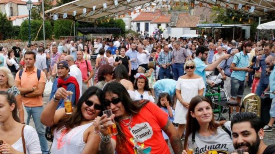 Sar celebra tres días de festa con moita música e diversión