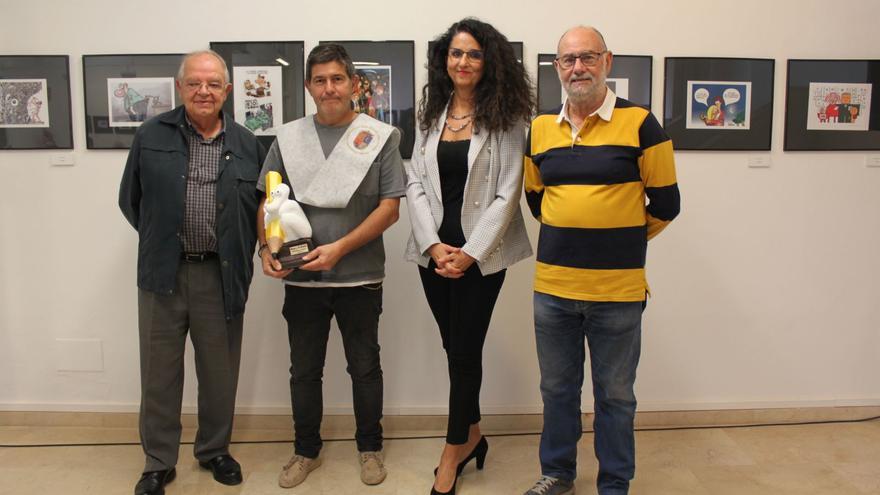 Agustín Sciammarella recibe el Premio Notario del Humor 2022 de la UA