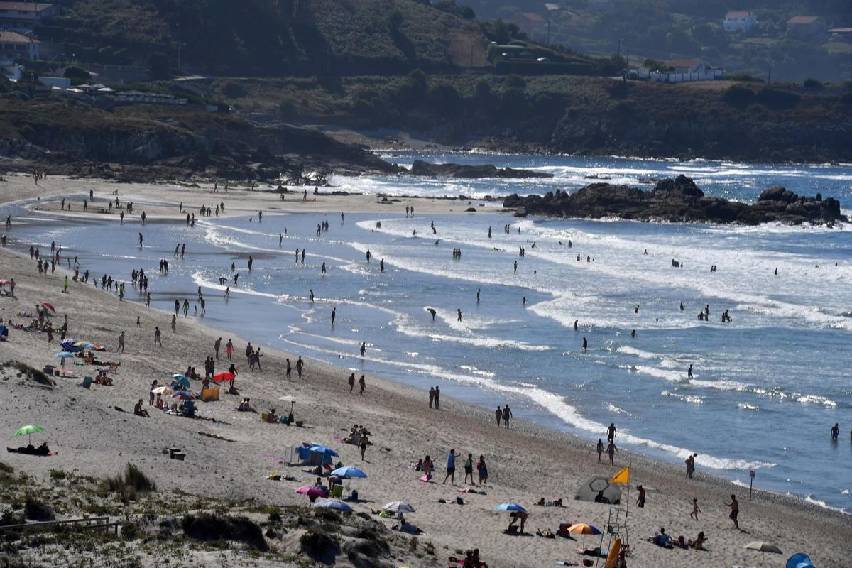 Playa de Combouzas, incluida en el proyecto de recogida de muestras del Puerto.