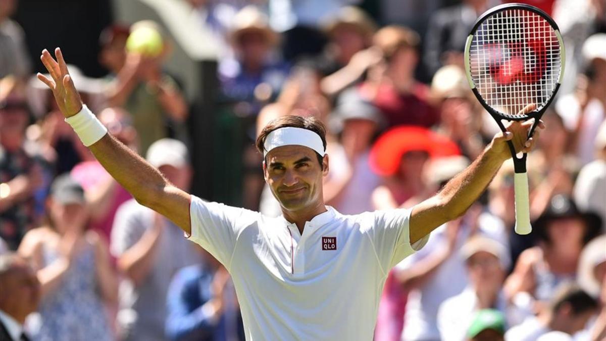 Roger Federer avanzó sin problemas a la siguiente fase
