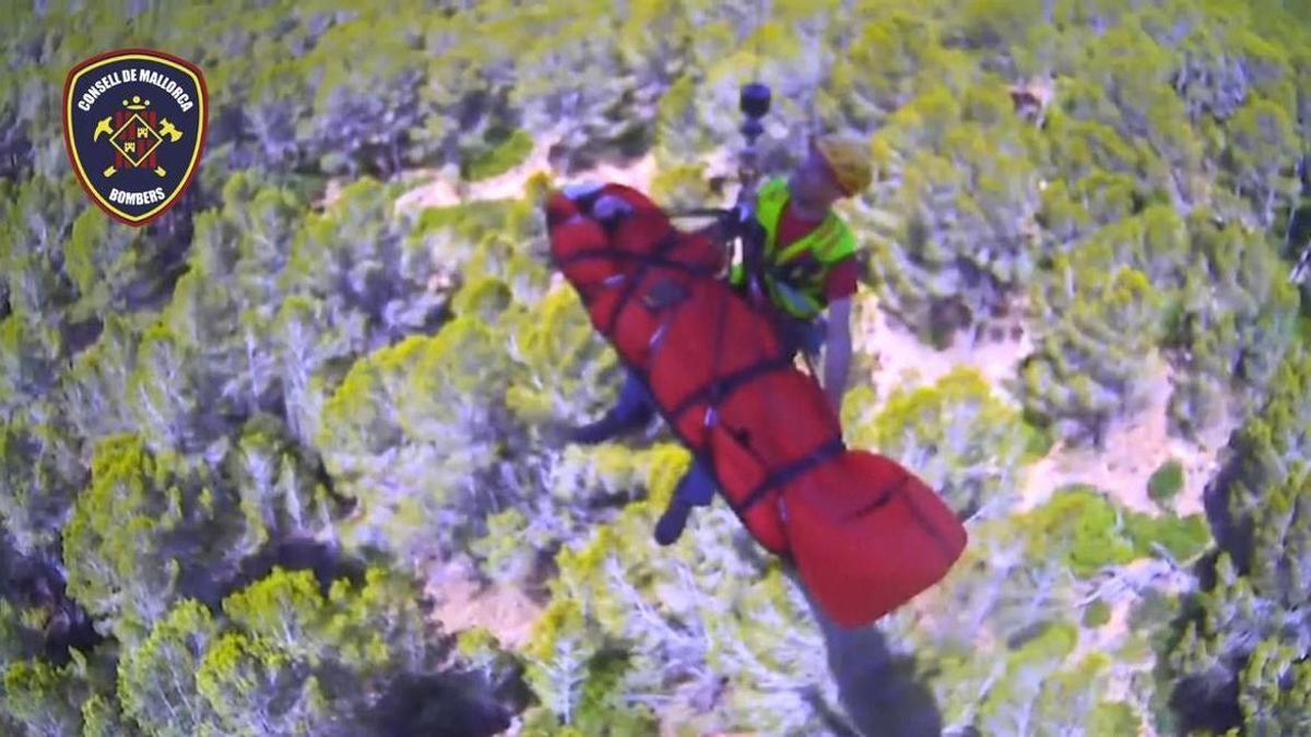 Rescatan en helicóptero a una excursionista herida en La Trapa
