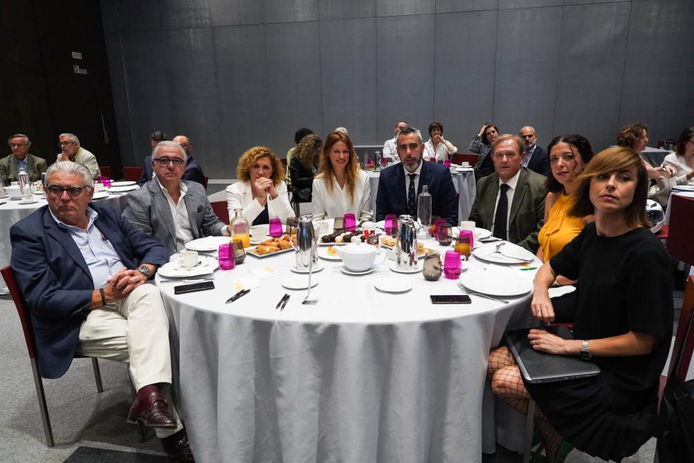 El consejero de Salud, Jesús Aguirre, participa en un desayuno informativo de La Opinión de Málaga.