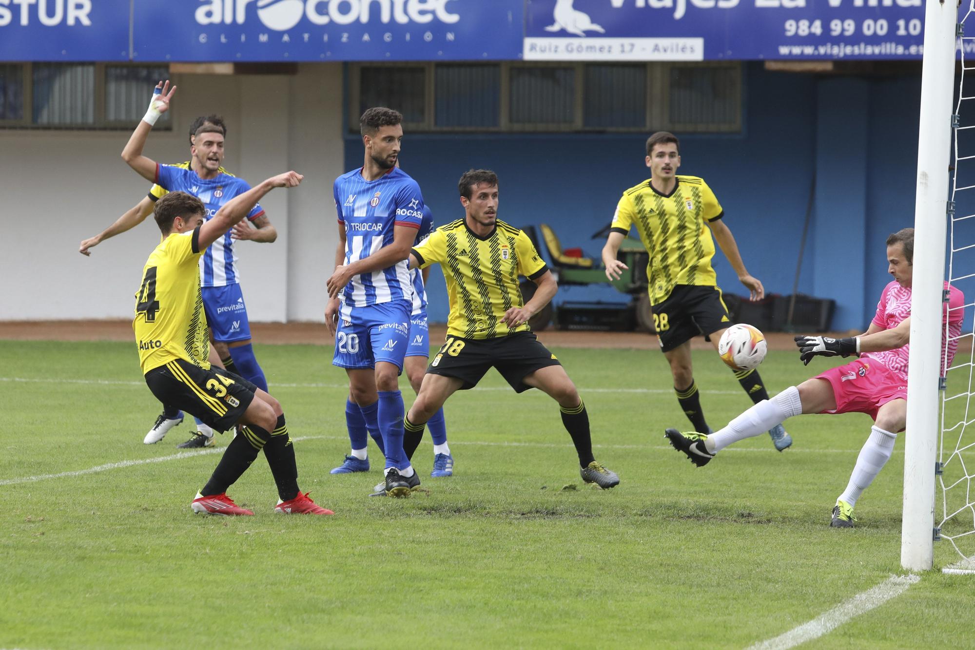 Las imágenes del partido del Oviedo contra el Avilés