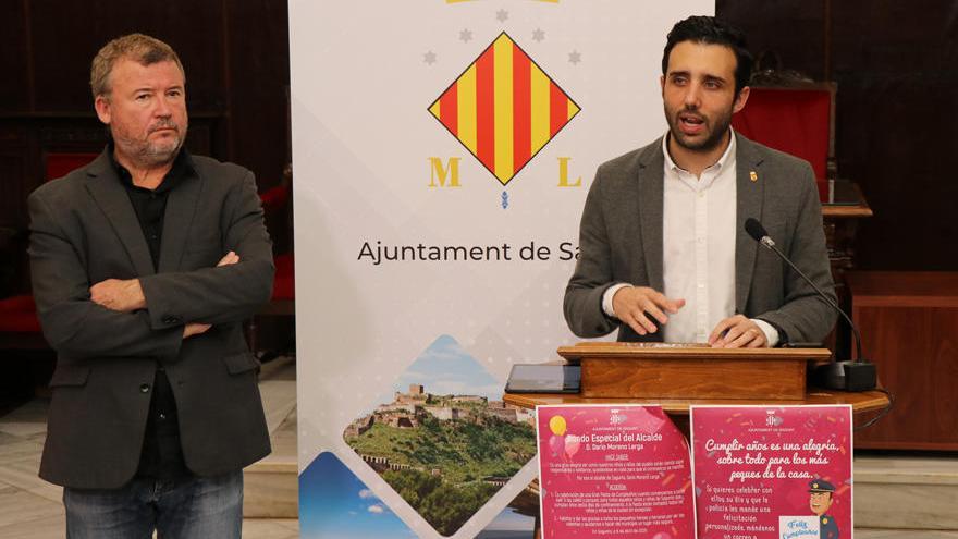 El alcalde de Sagunt, Darío Moreno,  junto al teniente de alcalde Quico Fernández.