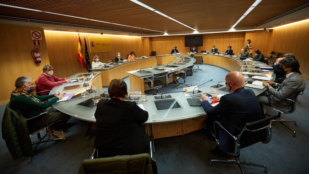 Reunión del Gobierno con los agentes sociales.