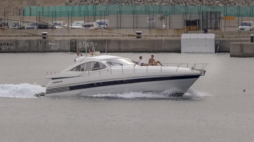 La Familia Real sale a navegar a bordo de la lancha &#039;Somni&#039; en la Bahía de Palma