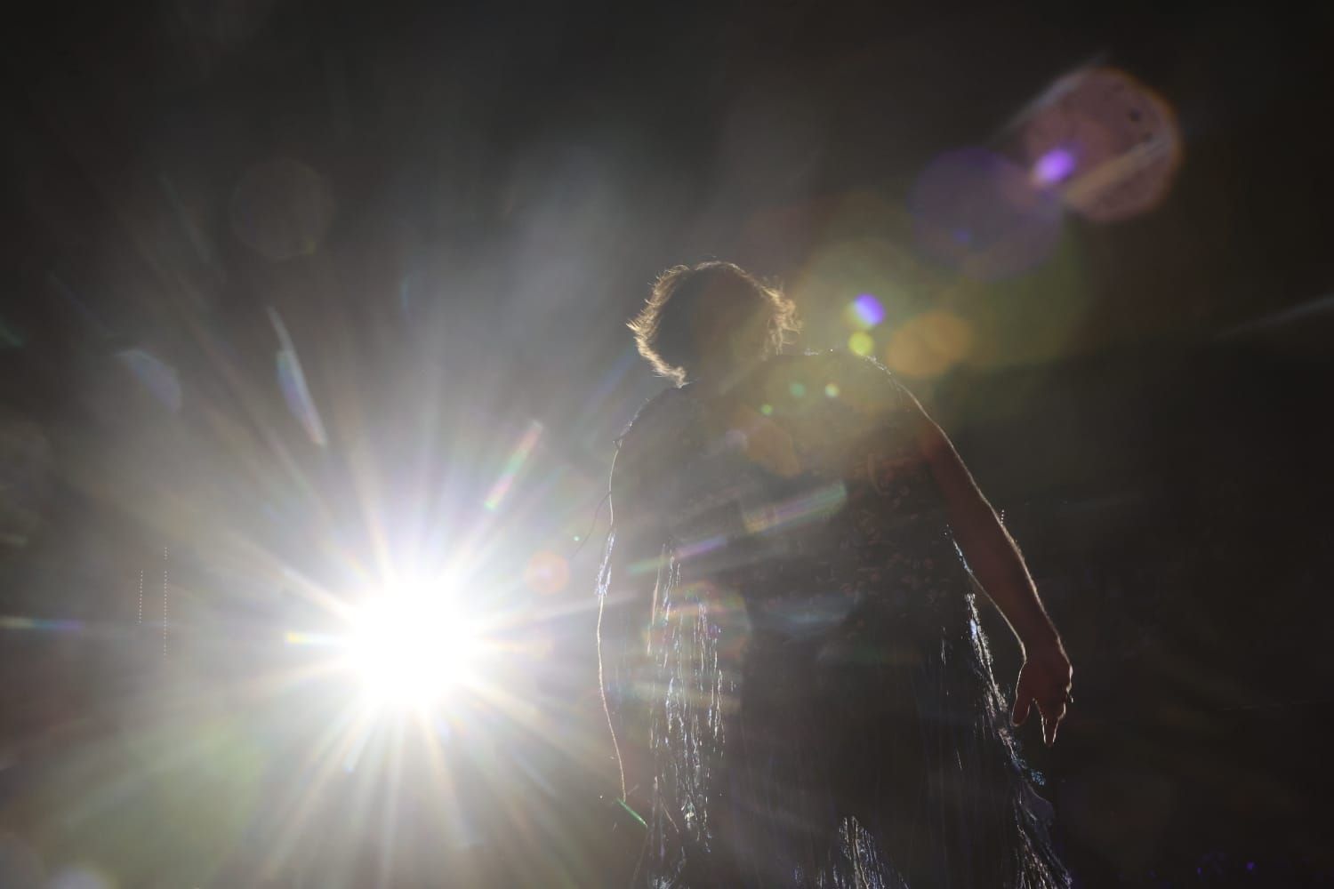 Manuel Carrasco arrebata en su concerto del Roig Arena: todas las imágenes