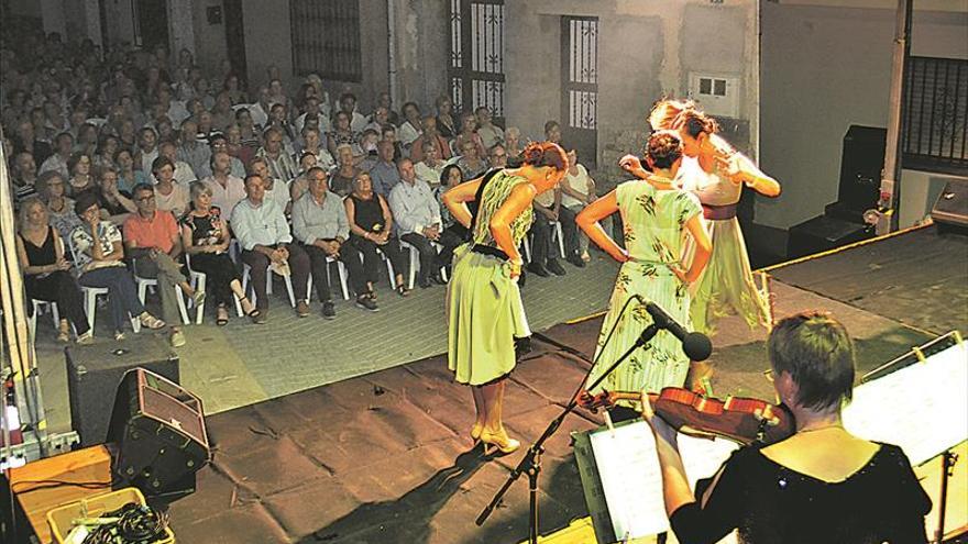 El Orfim baja el telón con Glamour Tango y con gran afluencia de público