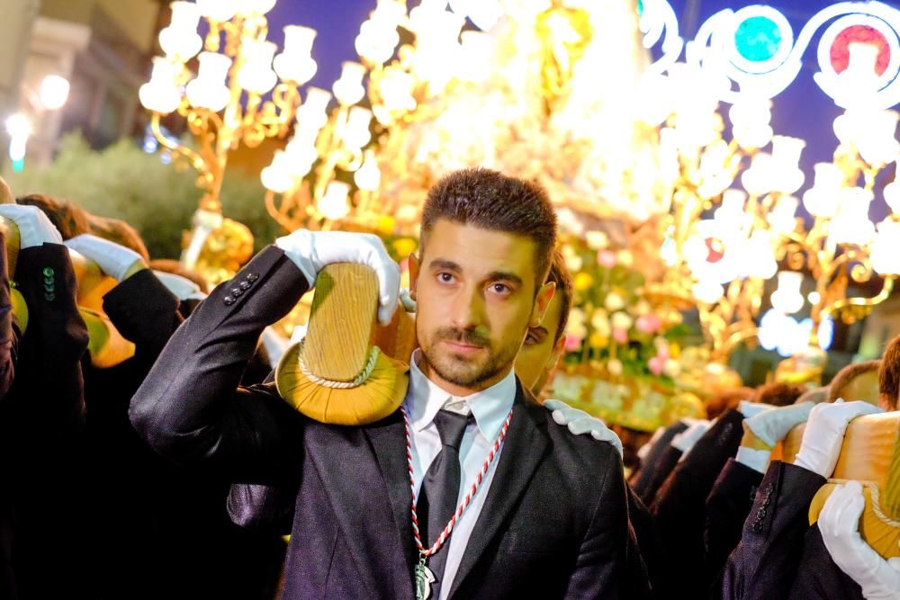 Procesión de la Virgen de la Salud en Elda