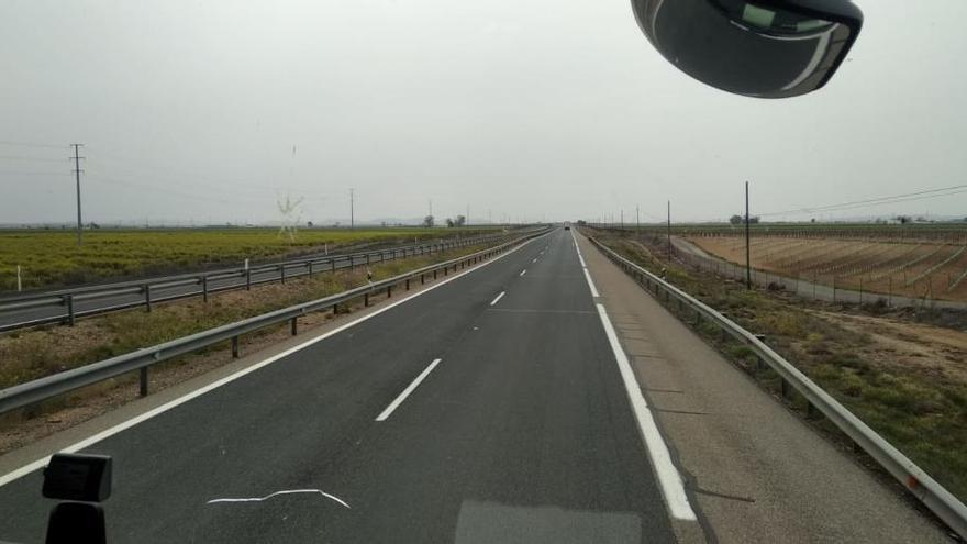 Los camioneros arousanos hablan de carreteras totalmente despejadas en todo el país.