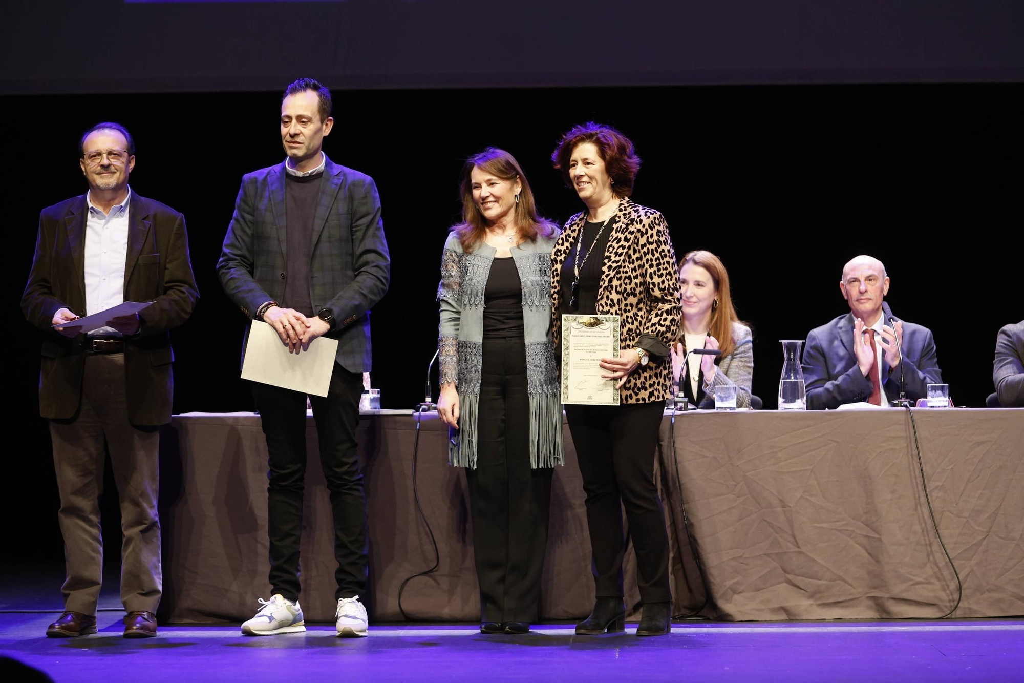 El acto de graduación de la Facultad de Comercio, en imágenes