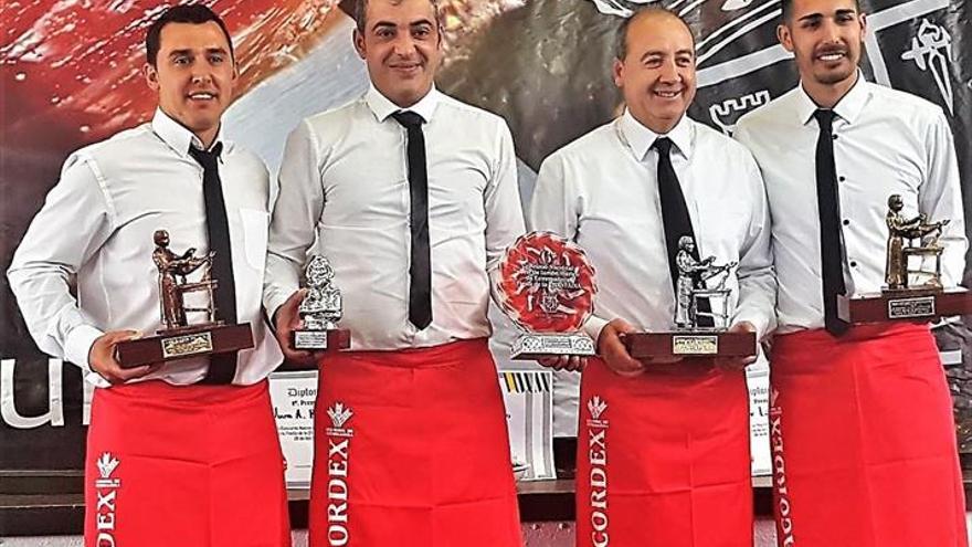 Lavado, Barbero y Barragán ganan el concurso de cortadores de jamón