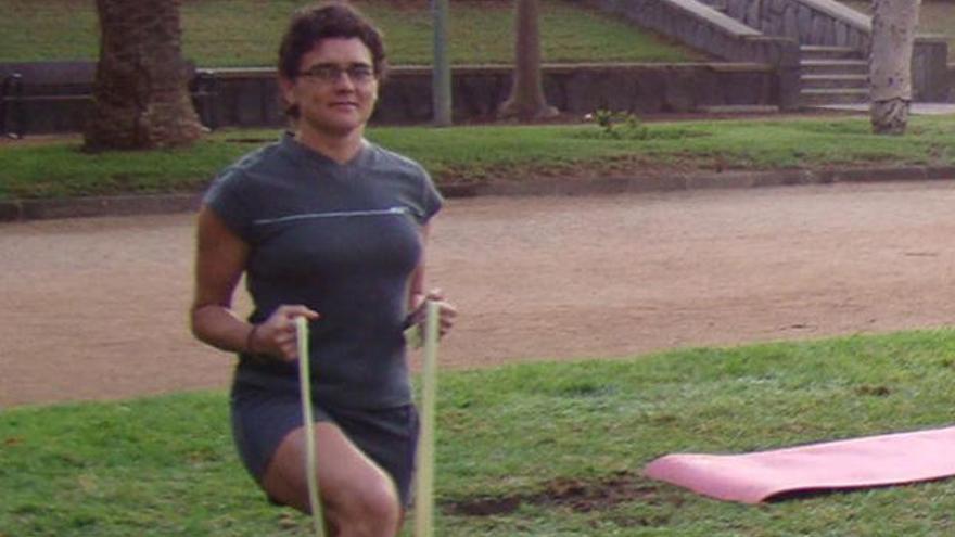 Pino Becerra, durante una clase de &#039;bootcamp&#039; en el Parque Romano de Las Palmas de Gran Canaria. | lp / dlp