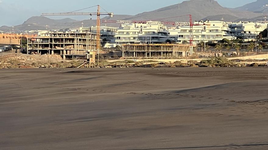 Denuncian ante Fiscalía la construcción del hotel de La Tejita por ser un espacio protegido