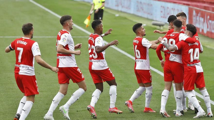 Els jugadors del Girona
celebren el gol contra el 
Tenerife.  aniol resclosa