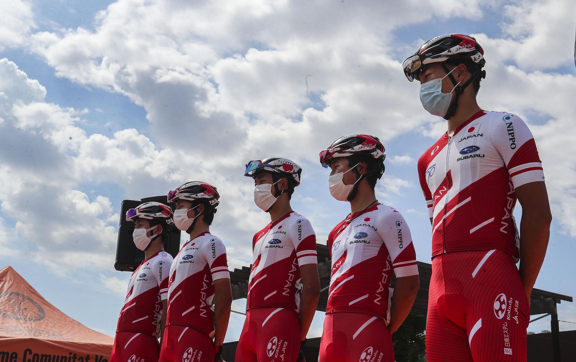 Salida de la Volta Ciclista a la provincia de Valencia