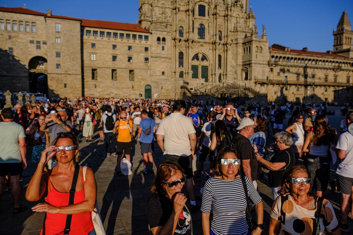 Las mejores imágenes del eclipse desde Santiago Las mejores imágenes del eclipse desde Santiago