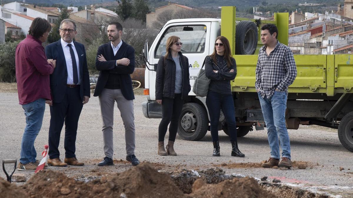 El presidente, José Martí, y el diputado Ximo Huguet en una visita a obras.