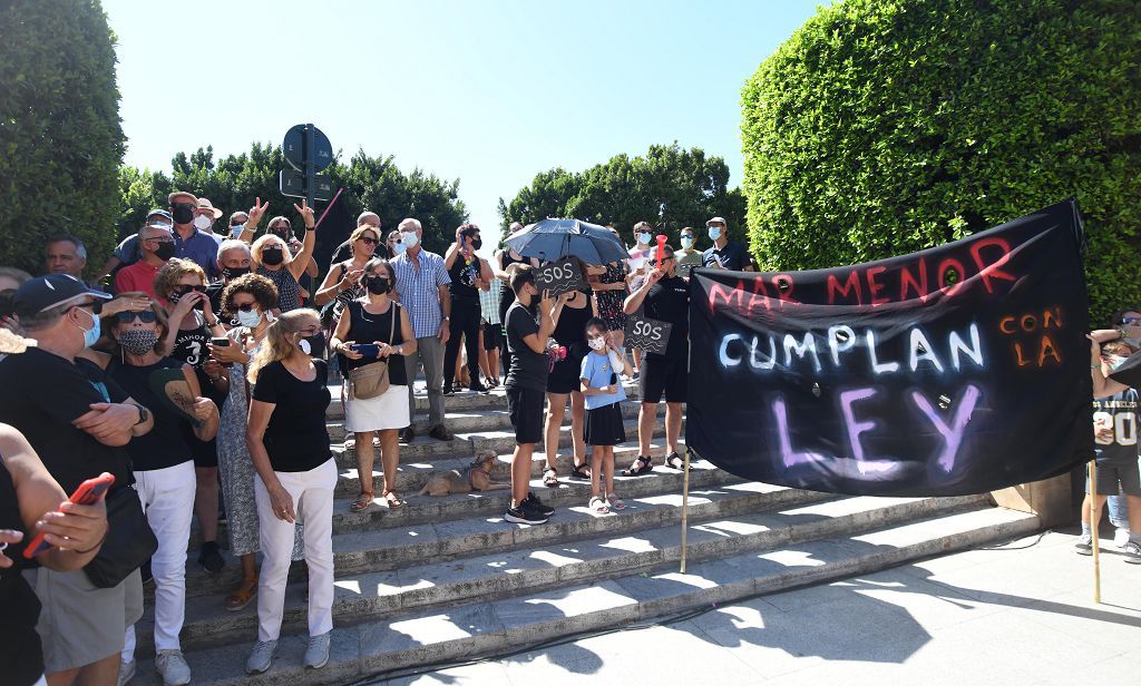 Así ha sido la manifestación por el Mar Menor de este sábado en Murcia