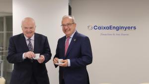 Cavallé con el presidente de Caixa Enginyers, Fèlix Masjuan