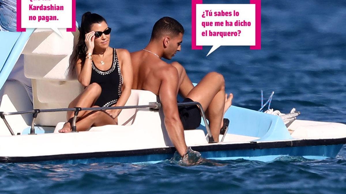 Kourtney Kardashian 'to' elegante en una barca de pedales