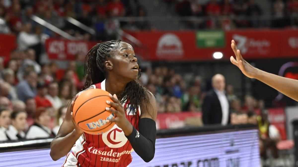Bankolé, durante un instante del duelo entre el Casademont y el Gran Canaria