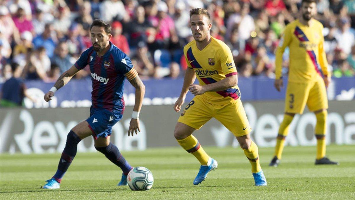 El Barça perdió en el Ciutat de Valencia por 3-1 en la ida