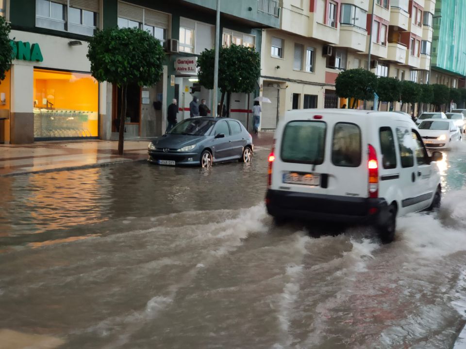 Calles inundadas en Alzira