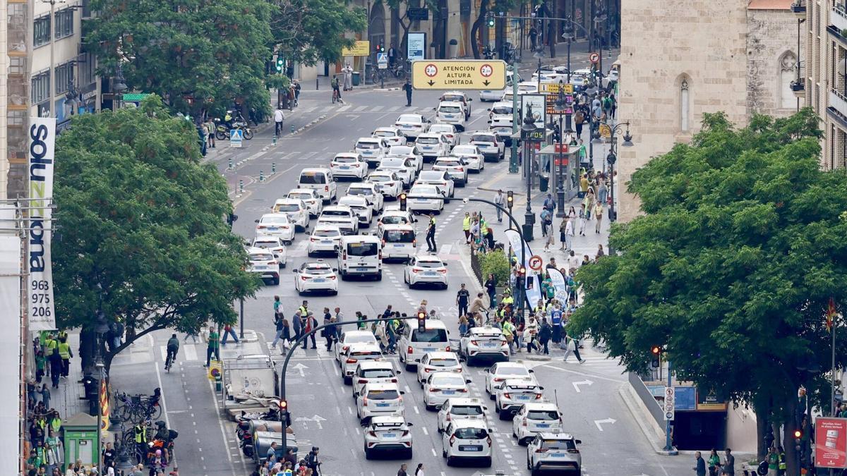 Manifestación de taxistas el pasado viernes en València.
