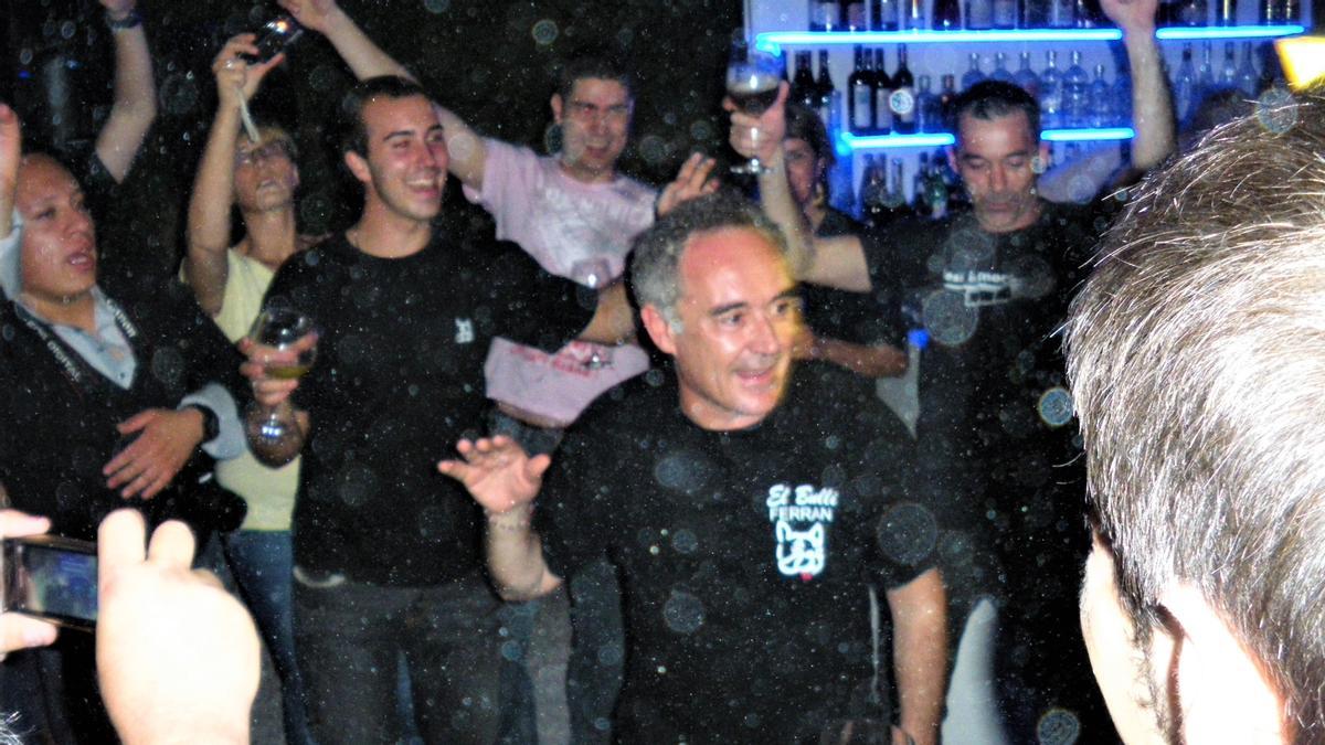 Ferran Adrià, en la fiesta posterior a la cena de despedida de El Bulli.