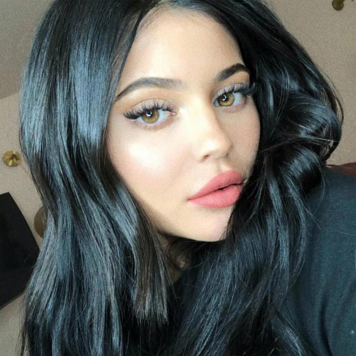 Kylie Jenner cumple la mayoría de edad