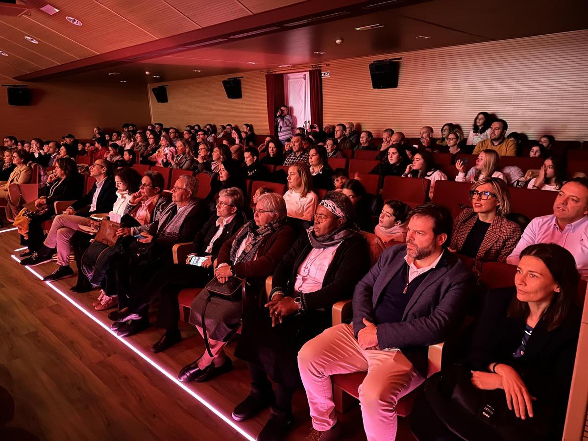 Público durante el acto.