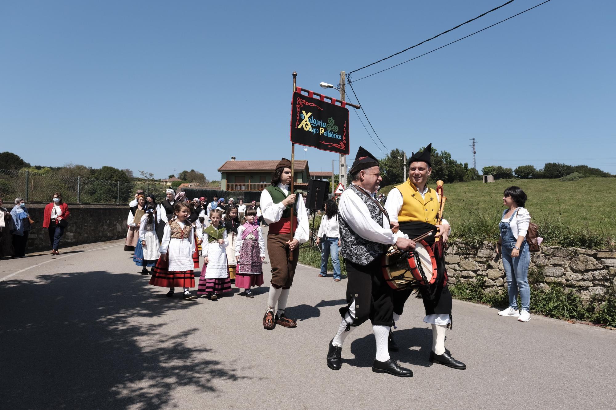 En imágenes: La procesión del Cristo de Cenero