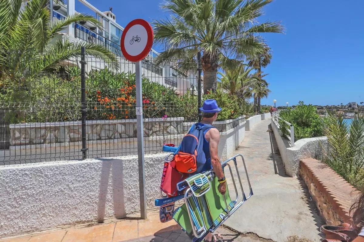Senda peatonal abierta, en una foto de 2019