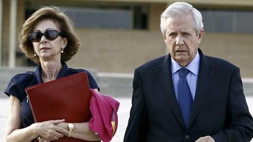 Liaño y su esposa, Dolores Márquez, defendían a Bárcenas.