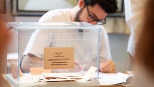 Miembro de una mesa electoral el pasado 28M en Baleares