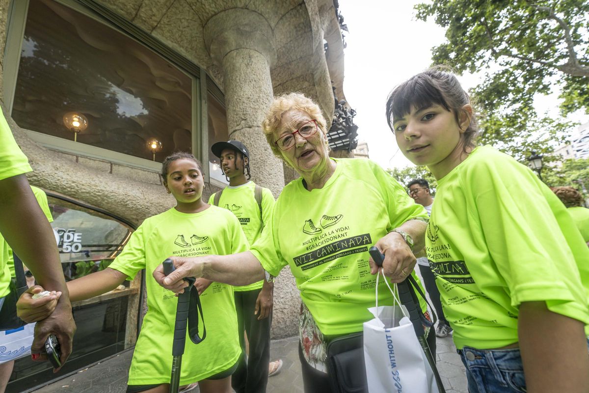 Unas 200 personas trasplantadas marchan en Barcelona en agradecimiento a los donantes de órganos