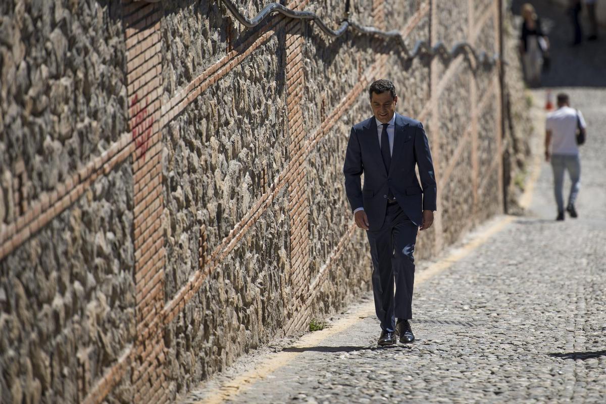 El presidente del PP-A y de la Junta de Andalucía, Juanma Moreno, en Granada.