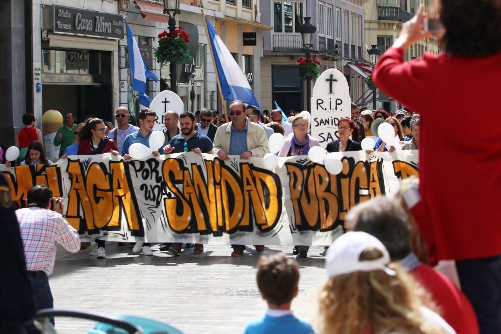 Manifestación por una sanidad "pública, digna y de calidad"