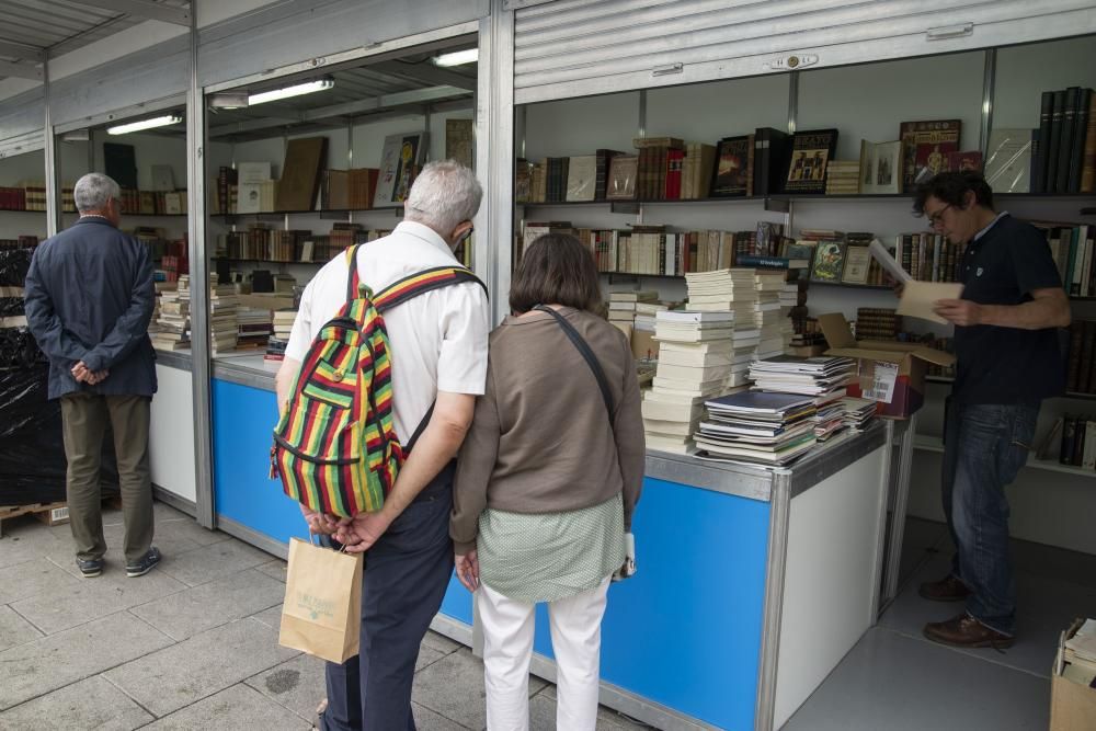 Arranca la feria del libro antiguo en los jardines de Méndez Núñez