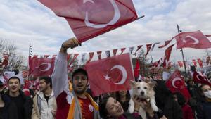 Reactions after Fenerbahce and Galatasaray players return to Turkey after canceled Turkish Super Cup final in Saudi Arabia