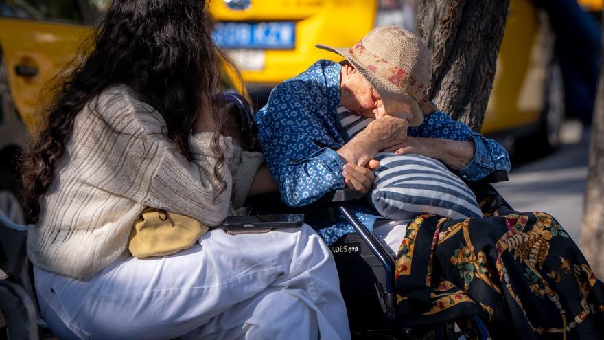 España despliega un nuevo plan para proteger a las personas más vulnerables ante la llegada del calor extremo