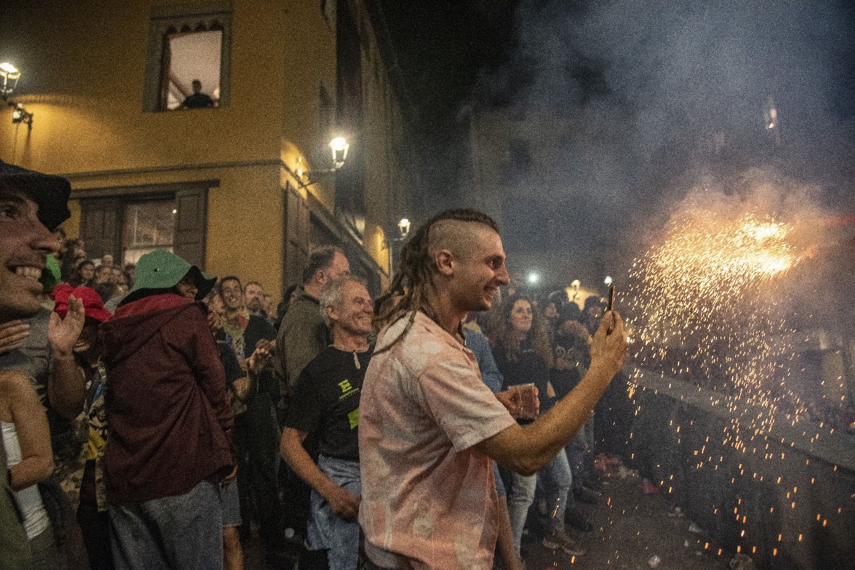 La Patum diu adeu amb èxit i una sorpresa dolça pels 400 anys