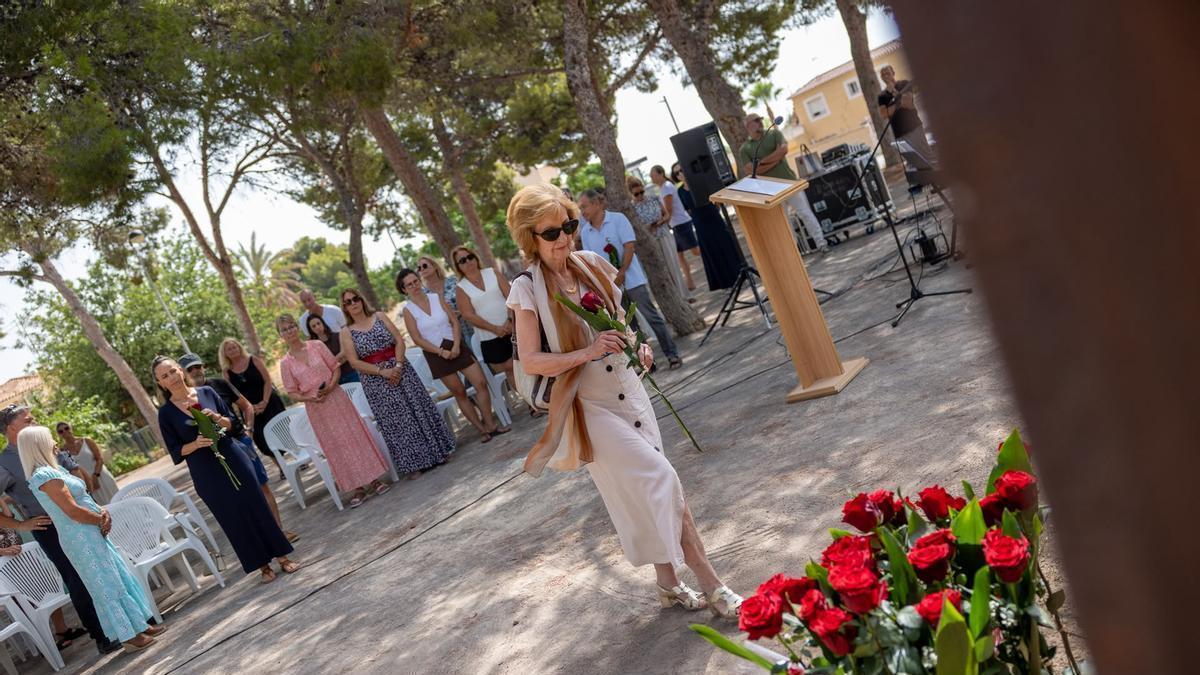 L'Alfàs del Pi mantiene viva la memoria de las víctimas de Utoya 15 años después